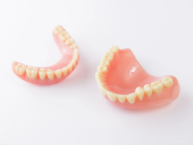 How Do You Know When It’s Time for New Dentures?